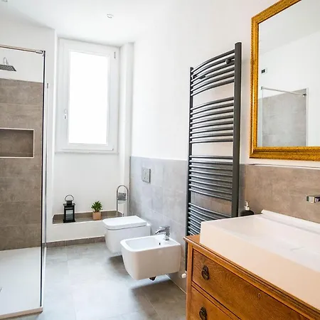 Maison Del Corso - Charming House In Historic Centre Apartment Cagliari