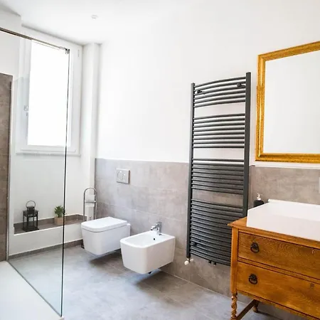 Maison Del Corso - Charming House In Historic Centre Apartment Cagliari