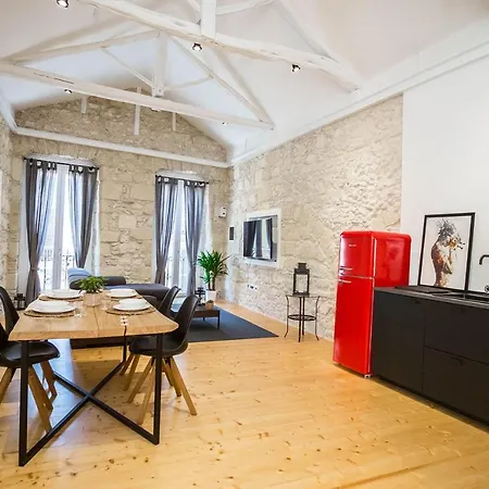 Apartment Maison Del Corso - Charming House In Historic Centre